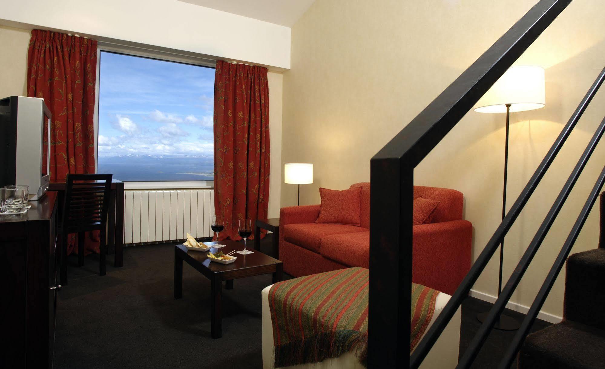 Los Acebos Ushuaia Hotel Екстер'єр фото